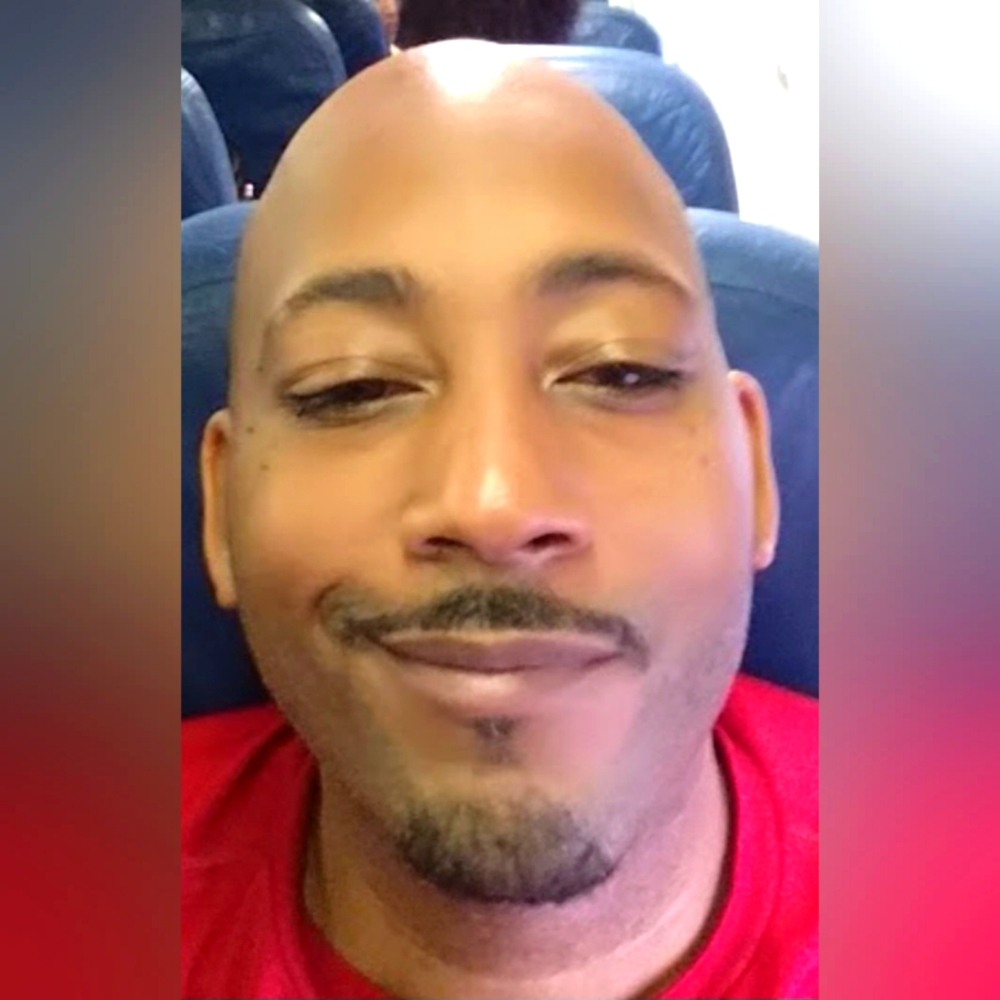 Meet your Posher, Corey